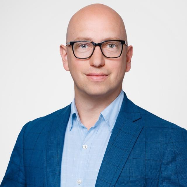 989: The Homecoming: A Tale of Growth, Leadership, and Return | Jeremy Johnson, CFO, Dayforce - podcast episode cover