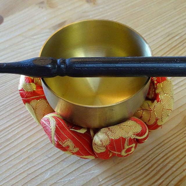 Crown Chakra Healing Meditation Music With Singing Bowls - podcast episode cover