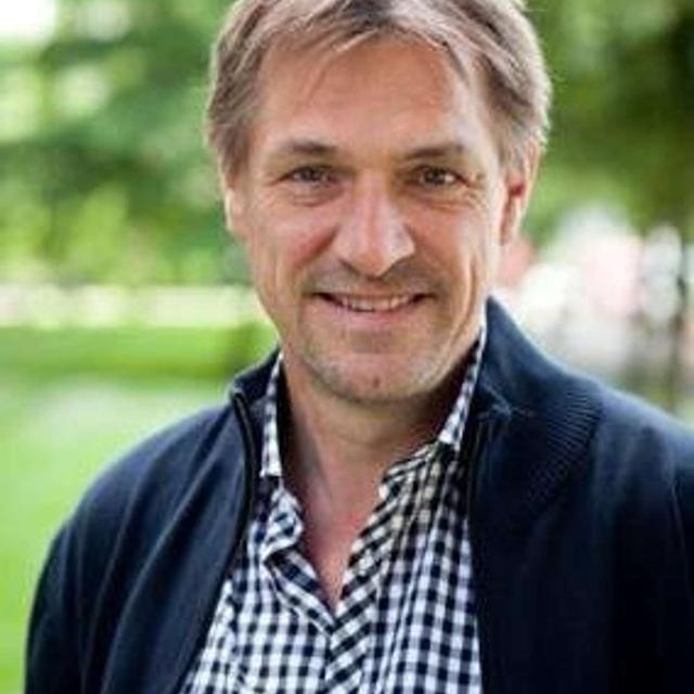 129 - Paul van Lange: Trust, Cooperation, And Climate Change (REAIR) - podcast episode cover