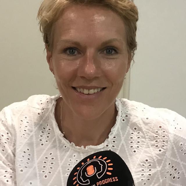 BONUS: Grenzen verleggen met Esther Vergeer - podcast episode cover