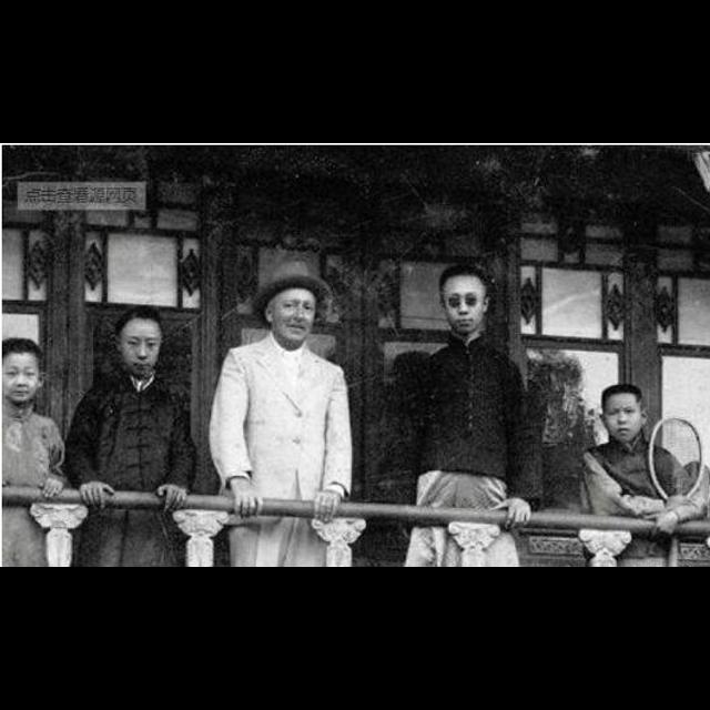 188. 外教给皇上洗了个脑 - podcast episode cover