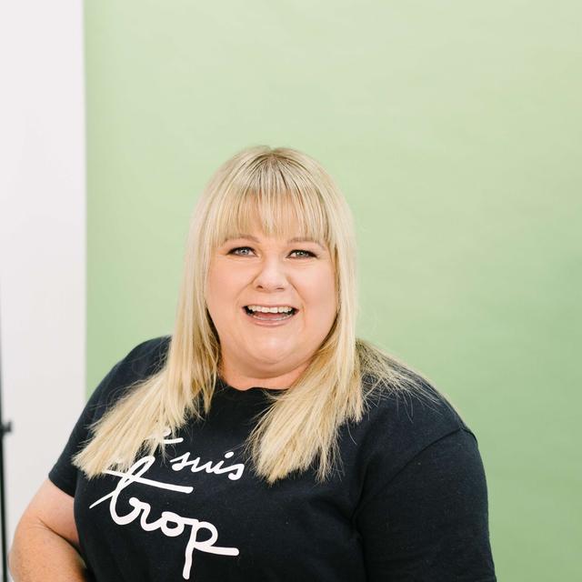 Chief Hope Officer AKA - Julia Jones - podcast episode cover