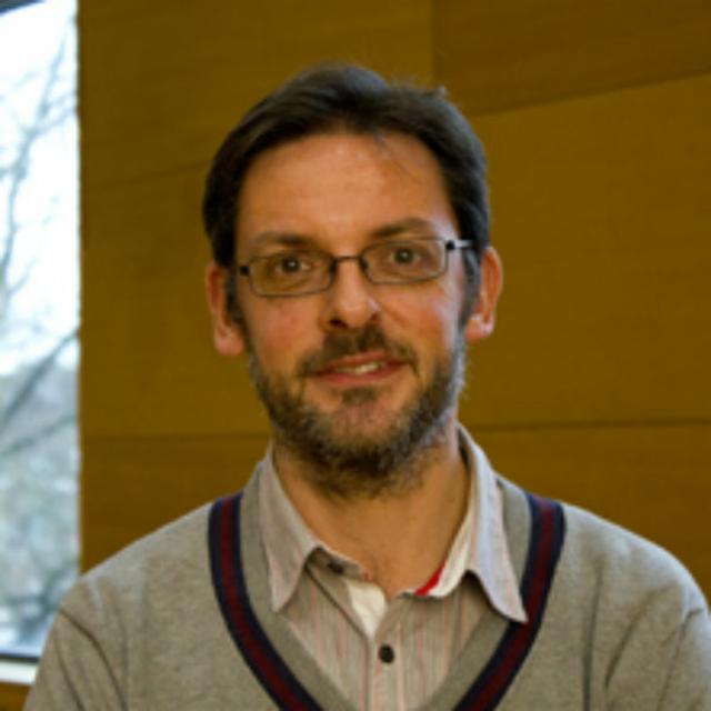 Interview 44: Steven Howlett on Volunteering and the Middle Way - podcast episode cover