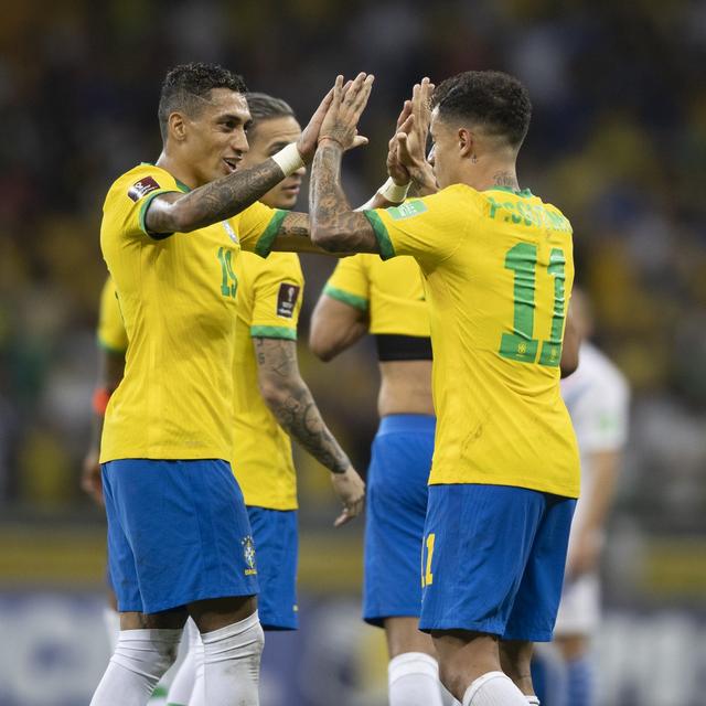 6ª Estrela #83 - Pouca vaga para muita gente? Seleção volta a jogar bem, mostra novas possibilidades e dá boa dor de cabeça a Tite - podcast episode cover