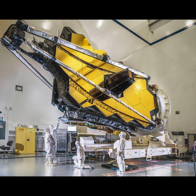 Photographing the James Webb Space Telescope, with Chris Gunn (Encore) - podcast episode cover