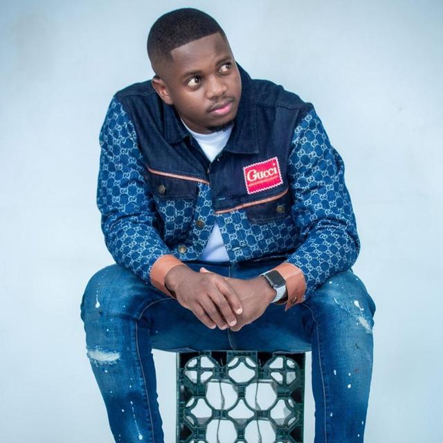 Record L Jones - Re Rhandzo ft. Slenda Vocals Za - podcast episode cover