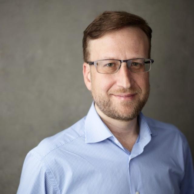 1,015: Aligning Investor Narratives with Operational Strategy | Mark Khavkin, CFO, MinIO - podcast episode cover