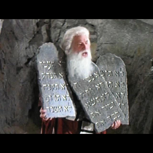 Episode 774: Electricity, Sharks and the 10 Commandments - podcast episode cover