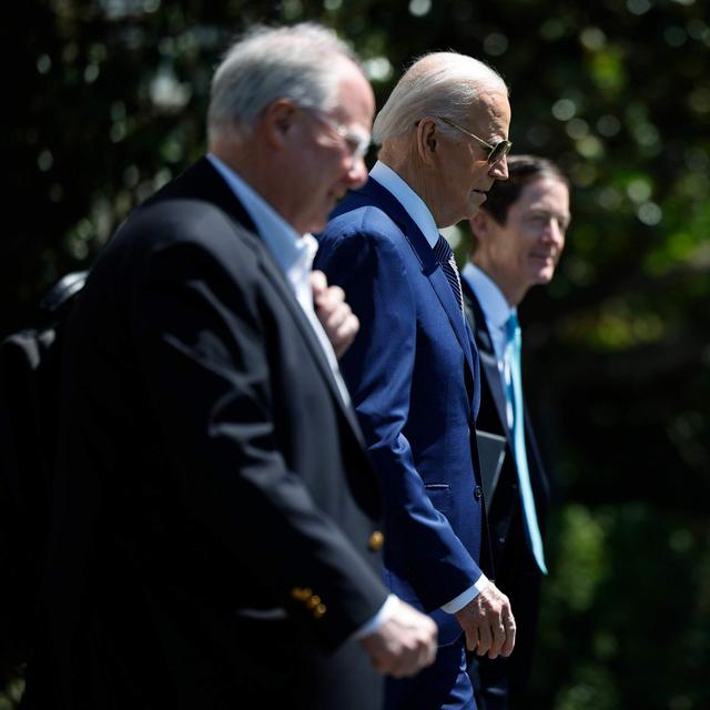 New book alleges Biden aides hid his decline - podcast episode cover