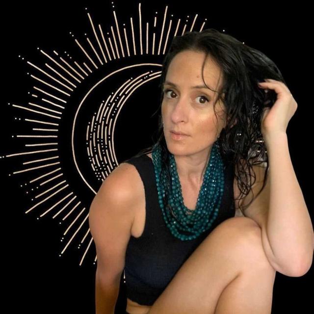 EP #97 - Improve health through micro current & frequency therapy - Arihia Sun - podcast episode cover