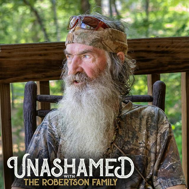 Ep 1034 | An Update on Phil’s Health, Upcoming Surgeries & Jase Channels His Inner ‘Exorcist’ - podcast episode cover
