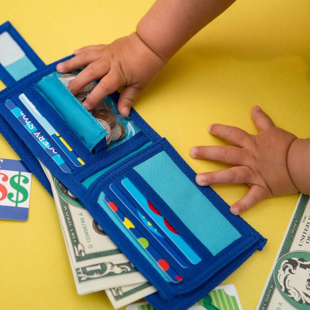 Money Talks: How To Teach Kids About Finance - podcast episode cover