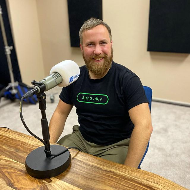 67: Složitá codebase, těžký on-boarding a pomalý vývoj / Tomáš Řehák - podcast episode cover