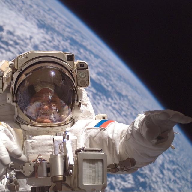 Cosmic Queries – Space Suits with Ana Diaz Artiles - podcast episode cover