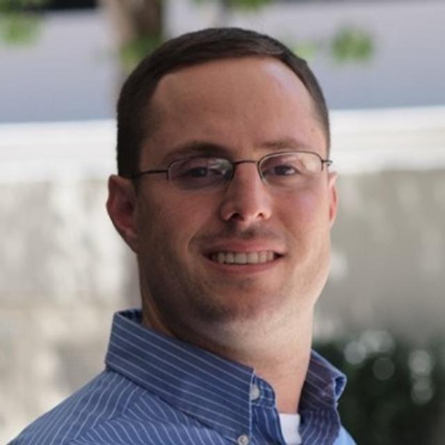 977: Sales Success in Tech: Unlocking Rep Performance Insights | David Freeman, CFO, Starburst - podcast episode cover