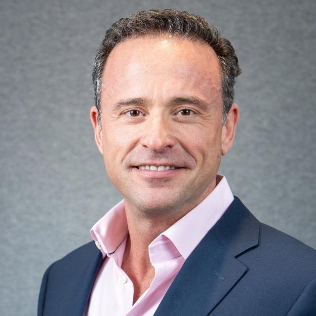 935: How People Became Finance's X-Factor | Derrek Gafford, CFO, TrueBlue - podcast episode cover