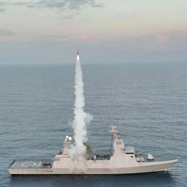 Day 614 - 1st IDF naval strike on Yemen leaves Houthis undeterred - podcast episode cover