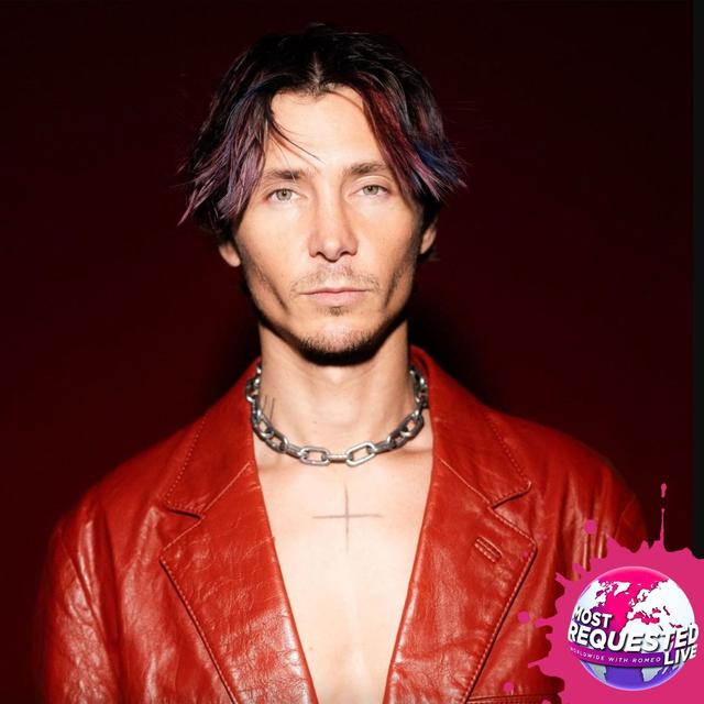 Jagwar Twin talks "Bad Feeling" inspo, Wonka vibes, lawyer stuff, feeling grateful & what's next! - podcast episode cover