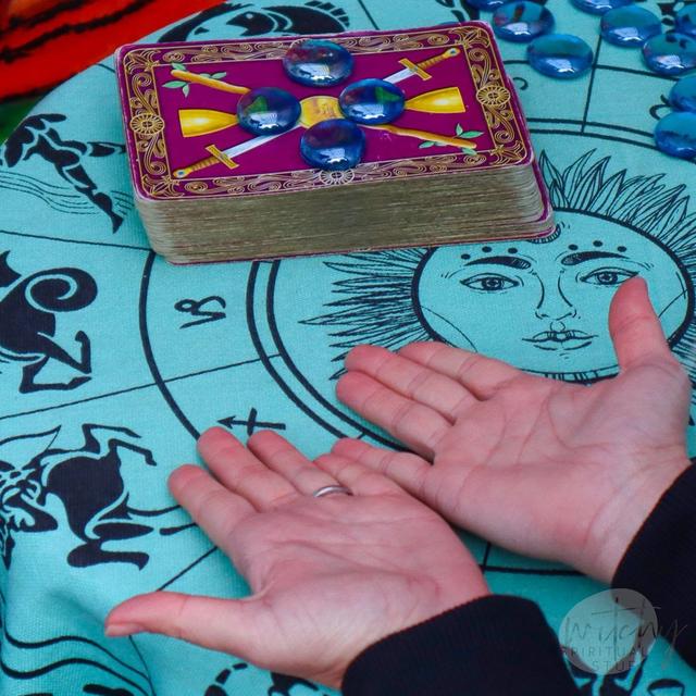 How To Get Fierce Yes or No Answers Reading Tarot Cards: Feel Enlightened - podcast episode cover