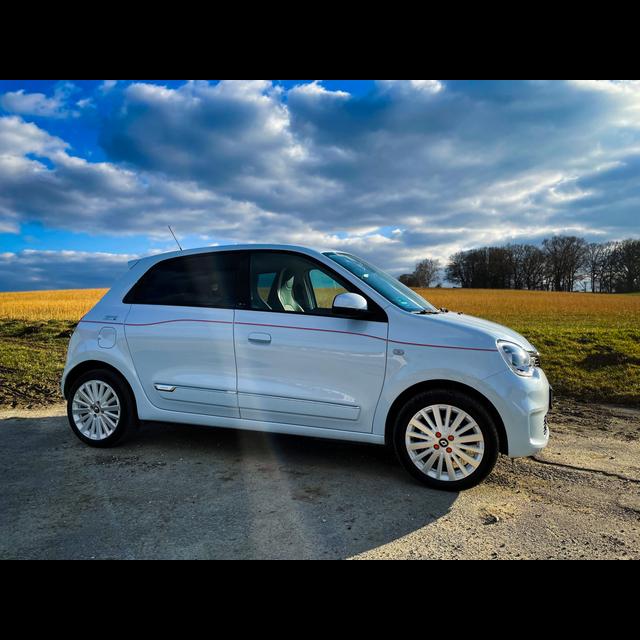 CE121 Renault Twingo Electric und Ioniq 5 - podcast episode cover
