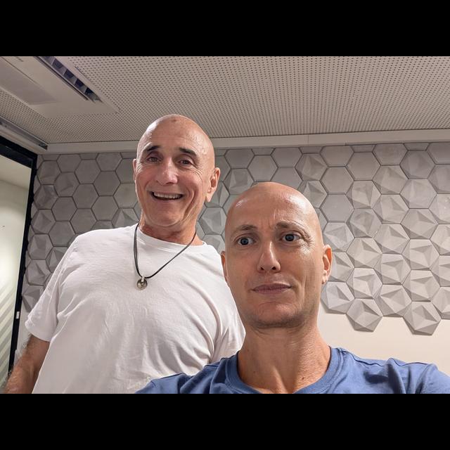 פרק #1061 - עפר שלח - podcast episode cover