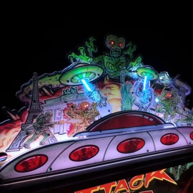 Ep 148: Attack From Mars Topper from The Electric Playground! - podcast episode cover