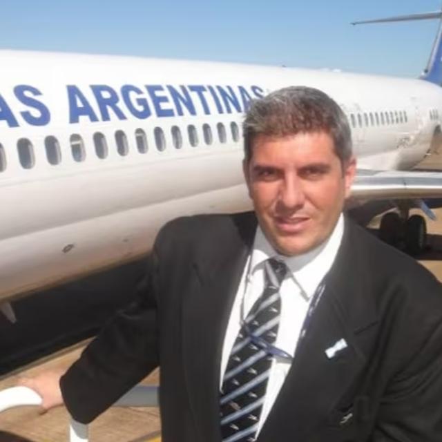 "Se perdió la cordura de todo: nos están agrediendo por todos lados" Matías Bagnato y el triste momento de Aerolíneas. - podcast episode cover