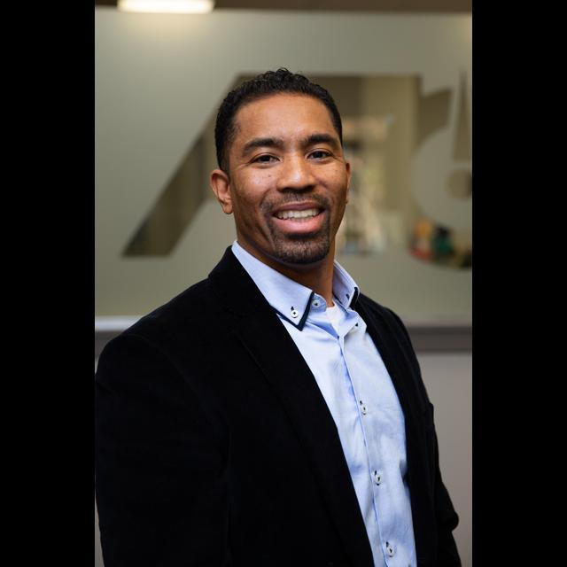 How to work and fight with your spouse| Interview with Martin A. Briggs, Executive Producer of ULECx Market - podcast episode cover