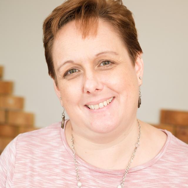 Pay It Forward with AnnMarie Wyncoll - podcast episode cover