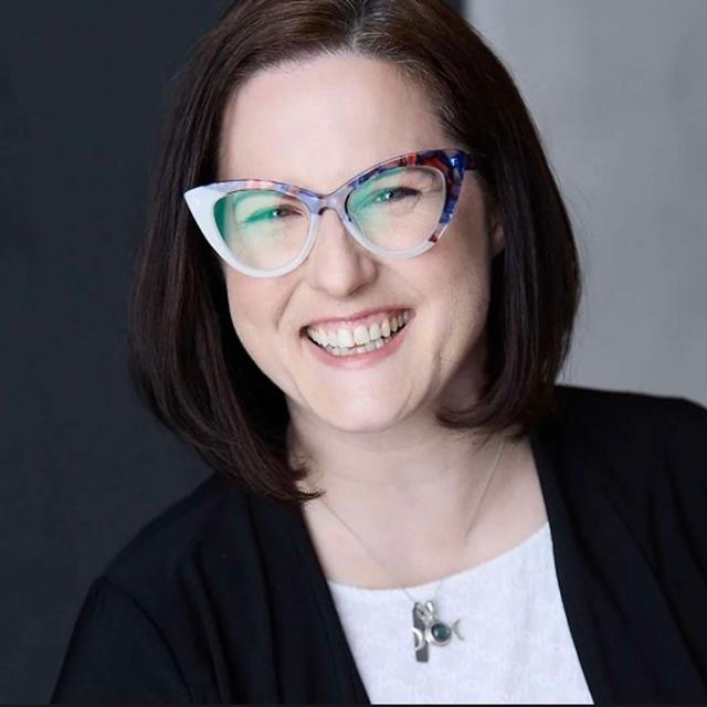 The Intuitive Nurse, Jennifer Johnson - podcast episode cover