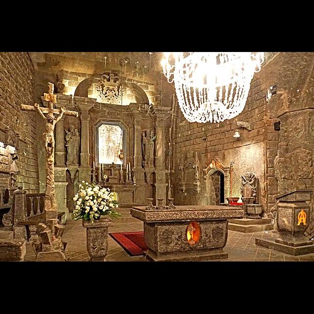 100 - The Wieliczka Salt Mine and the Polish-Lithuanian Commonwealth - podcast episode cover