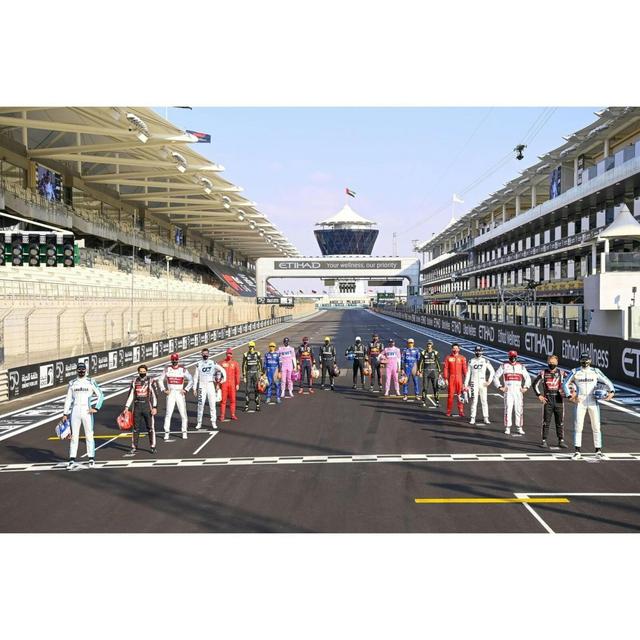 67: 2020 Formula 1 Season Review - podcast episode cover