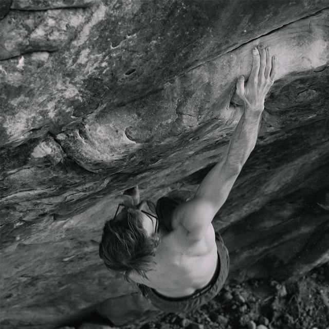 EP 215: Nathan Williams — Lessons From 100+ Days on a V17, the Simplest Way to Get Strong Fingers, and Static Shenanigans - podcast episode cover