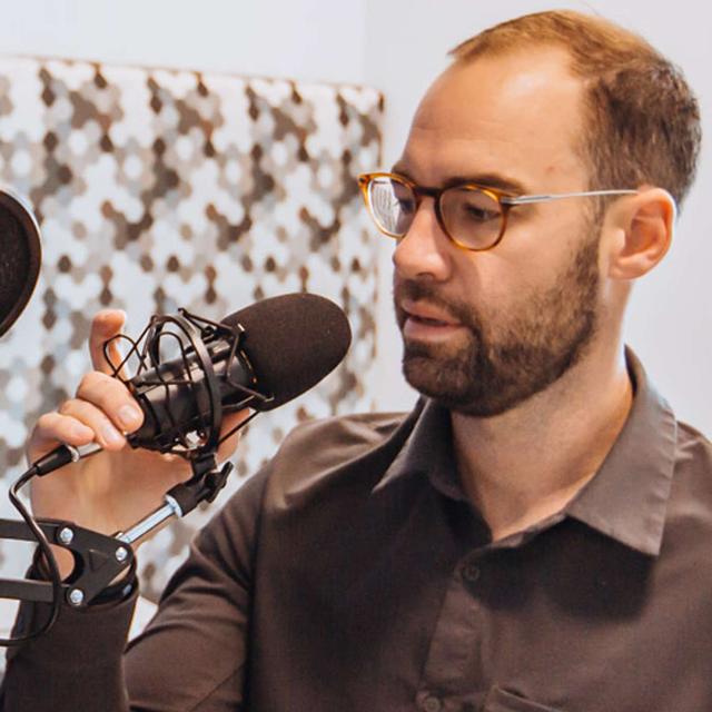 Pinterest Making Marketing Moves and TikTok Transitioning to Longer Creator Video Formats - podcast episode cover