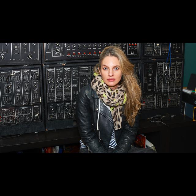 Makers Series: Catherine Marks - podcast episode cover