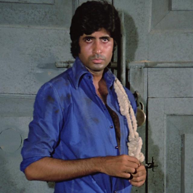 148: Two wives, or two brothers? Daag and Deewaar - podcast episode cover