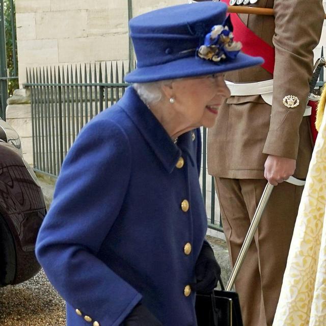 Queen's London return, Charles' gift to George and York sisters celebrate - podcast episode cover