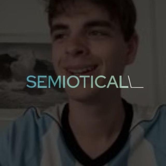 Il pro-player poliglotta. Con Nitto02 - Semioticall - podcast episode cover