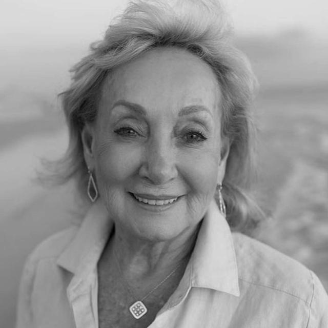 From Kentucky Roots to Cincinnati Beats, A Conversation with Linda York (Aunt Linda) - podcast episode cover