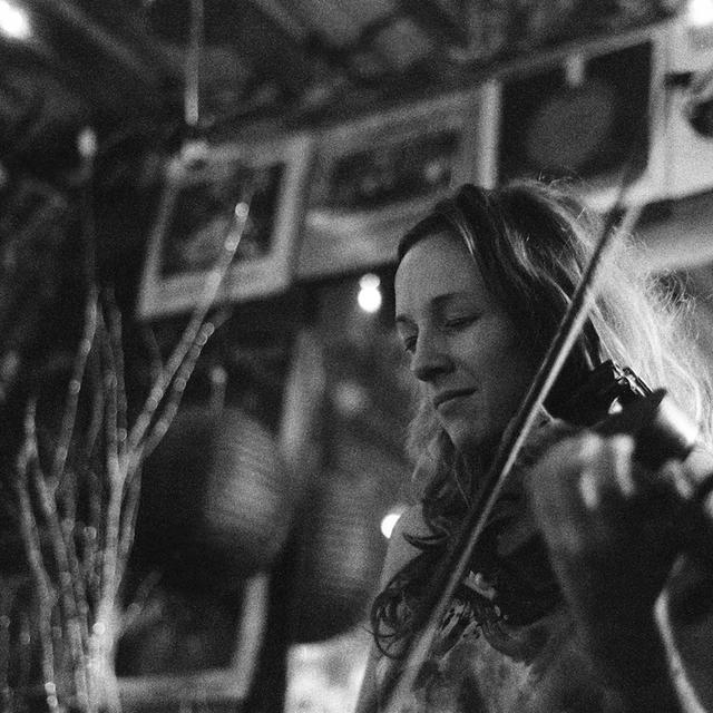 Episode 35: Fiddling and Feminism with Mandolin Orange's Emily Frantz - podcast episode cover