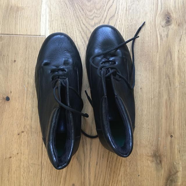 Sarah - A Mile in My Shoes - podcast episode cover
