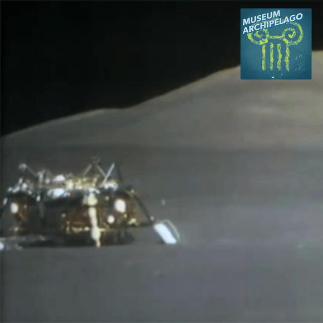 32. What a Museum on the Moon Might Look Like With Michelle Hanlon - podcast episode cover