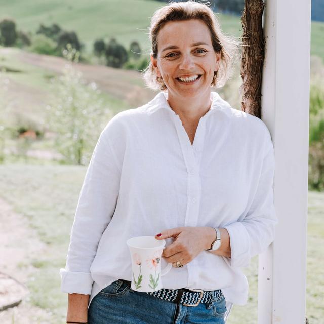 The Open Road: "It's about supporting farmers' mental health" with Sarah Crosthwaite - podcast episode cover