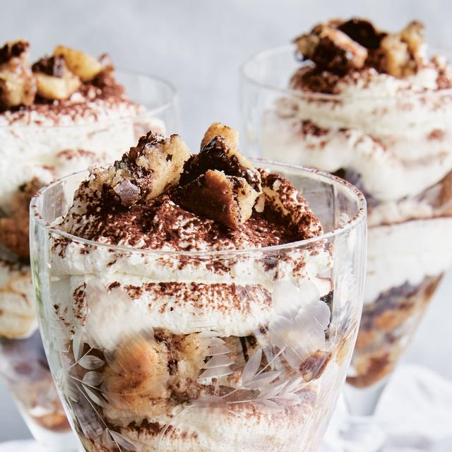 Elisa Marshall makes Maman's Cookie Tiramisù - podcast episode cover
