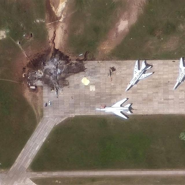 Hackers steal secret data from humiliated Russian bomber maker & first successful Ukrainian hit on Iskander missile launcher - podcast episode cover