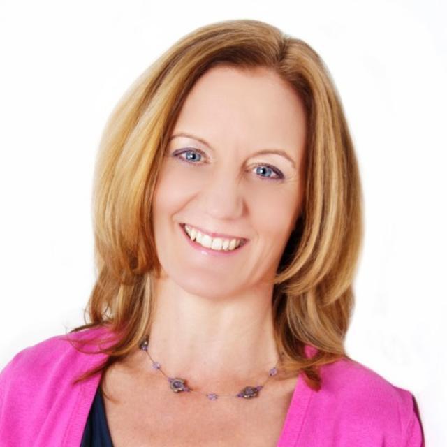 Interview 49: Elizabeth English on Focusing and the Middle Way - podcast episode cover