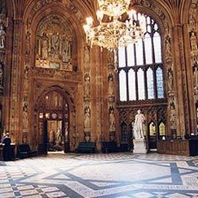Rebuilding the Houses of Parliament - podcast episode cover