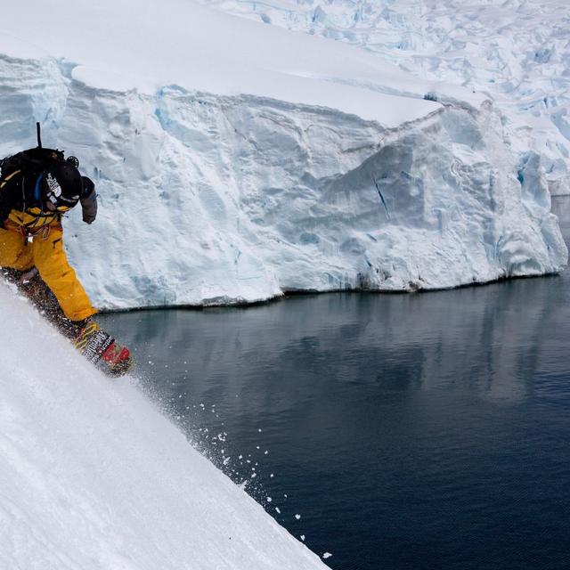 208: Xavier De Le Rue, Professional Snowboarder - podcast episode cover