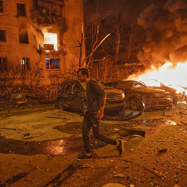 Russia intensifies attacks on Ukraine as ceasefire talks stall & Western military chiefs in Kyiv ‘planning boots on the ground’ - podcast episode cover
