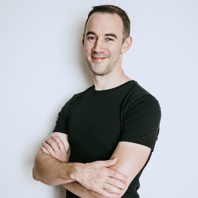 Scale Your Amazon Business with VA Power: Thomas Parkinson’s Proven Hiring Tips & Structure - podcast episode cover